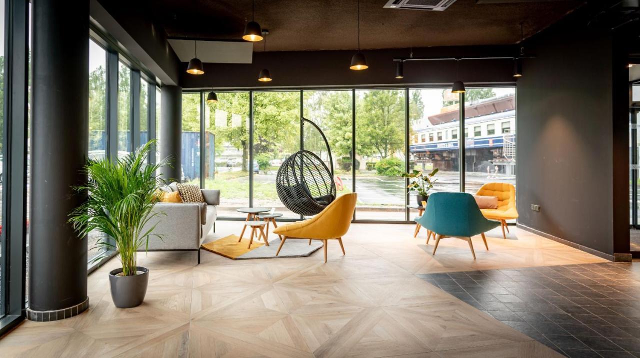 Ibis Budget Valenciennes Petite Forêt Esterno foto